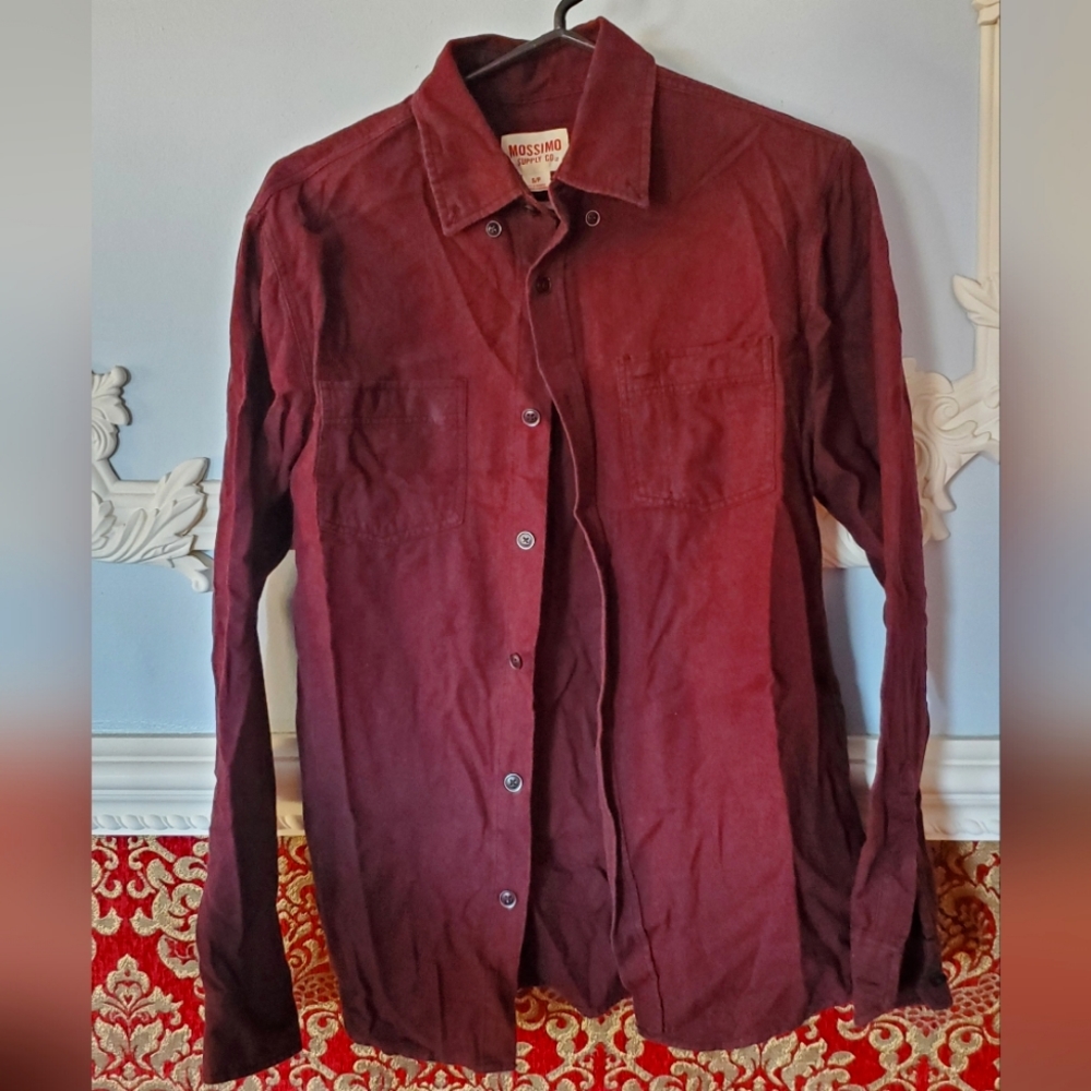 Mossimo burgundy long-sleeve cotton shirt size S
